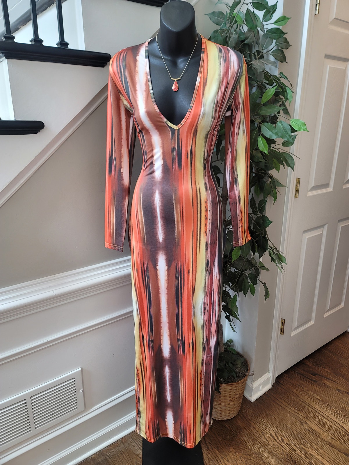 Maxi Dress Women's Size Large Multicolor Polyester Tie & Diye Long Sleeves